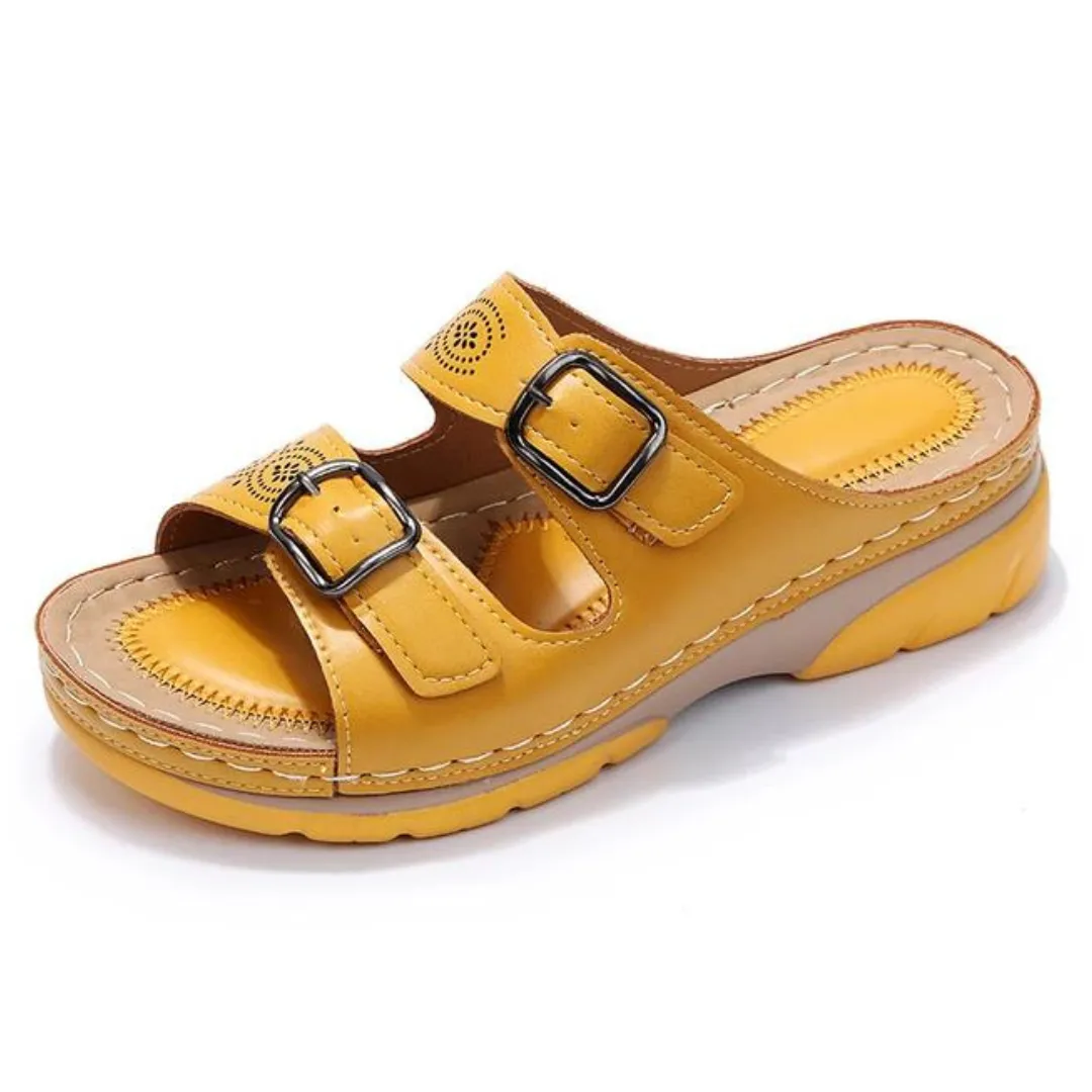 Light and trendy sandals for women