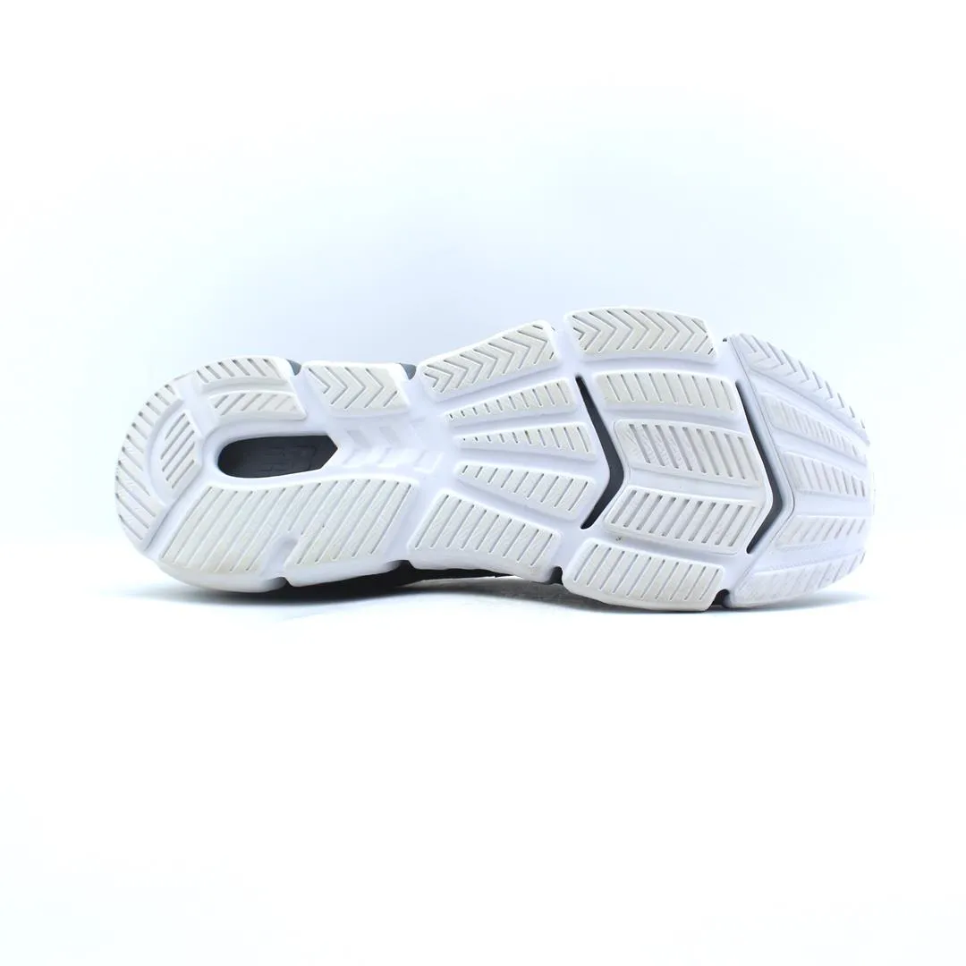 NEW BALANCE RUBIX