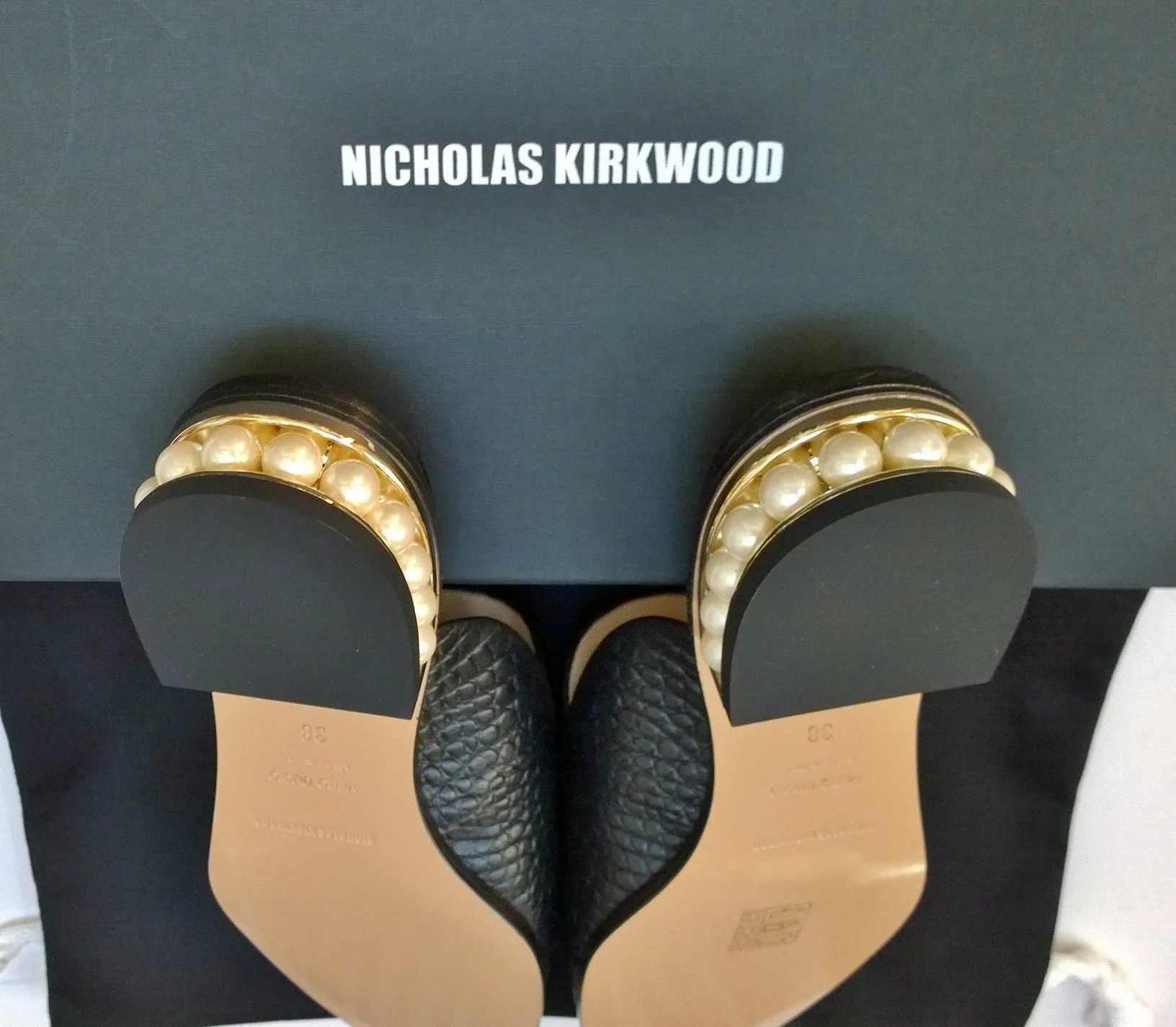 Nicholas Kirkwood Casati Pearl Loafers Black Croc Embossed Leather Moccasin Mule Flats