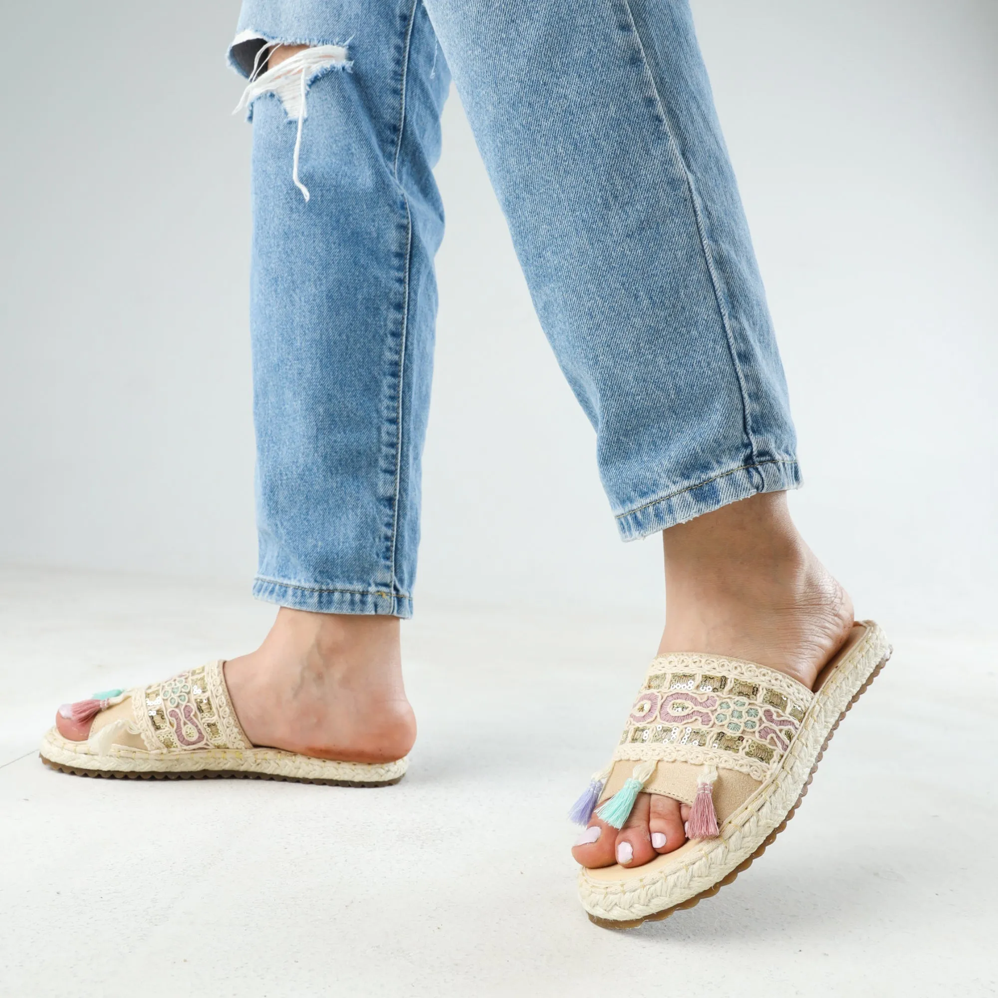 Stylish Espadrille-Style Slipper