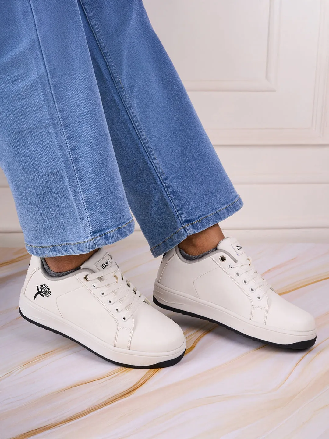 Women's White/Silver Platform Sneakers (IU1012)